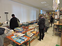 Käsemarkt 2016 - Die Oettinger Bücherei war auch geöffnet
